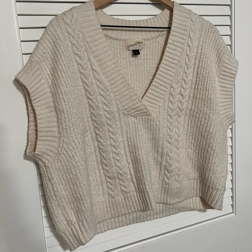 Universal Thread Sweater Vest